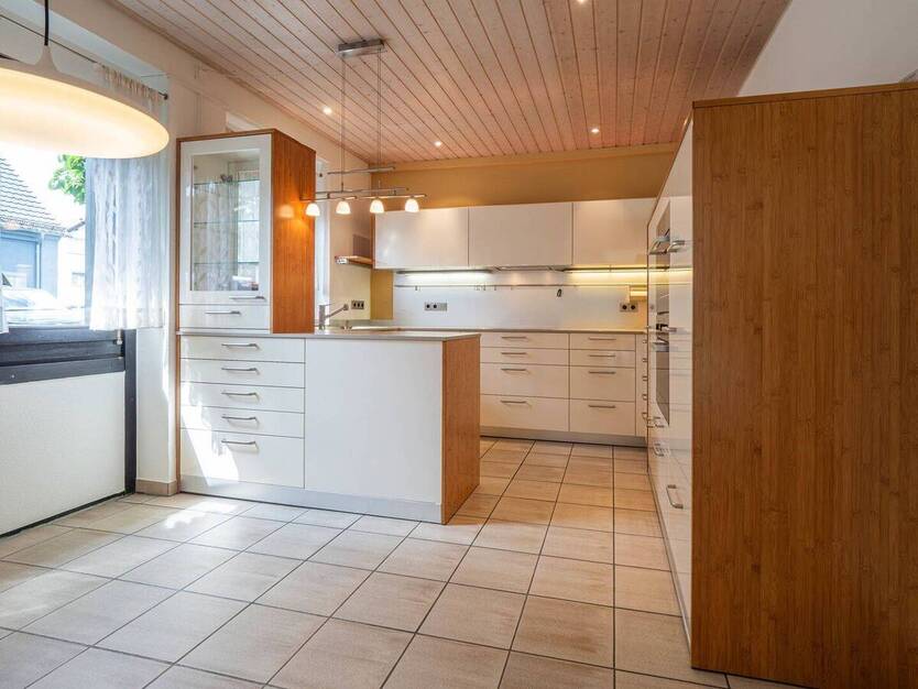 |RESERVIERT | Großzügiges Wohnen mit Terrasse und Garten in Arnsberg-Niedereimer 3 zimmer