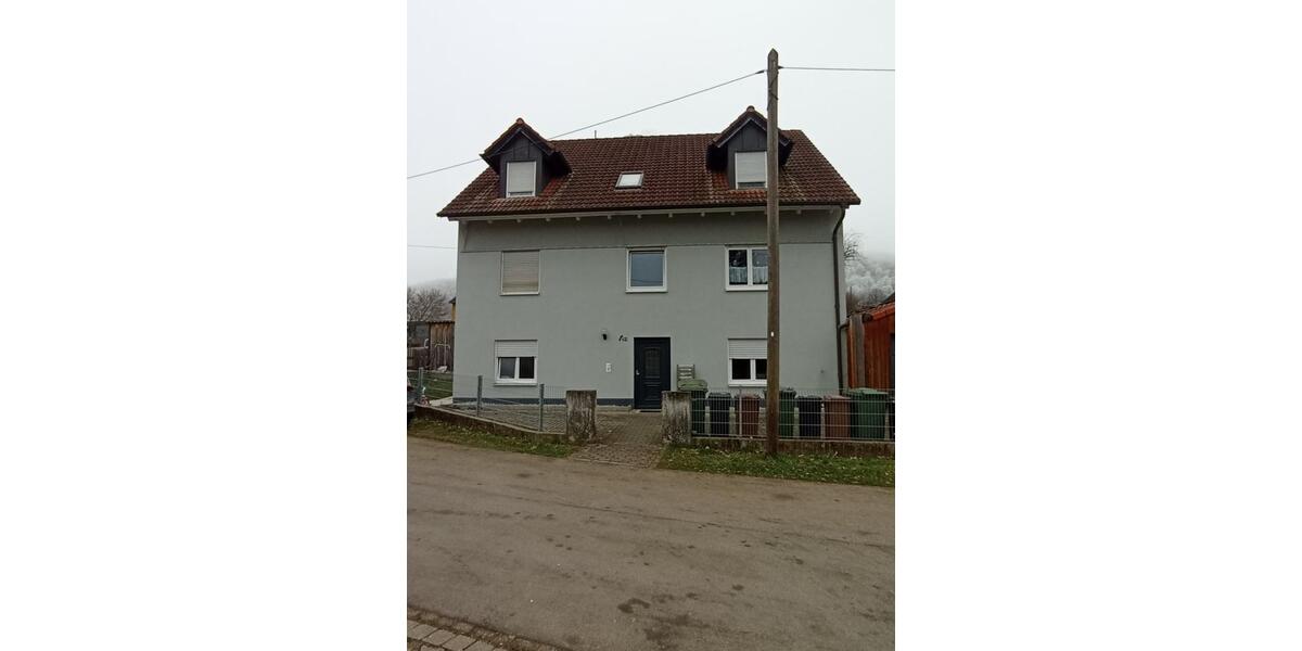 Erdgeschoßwohnung Treuchtlingen - 3 Zimmer, 81 m&sup2;, 810&euro; | Angebot:24584841