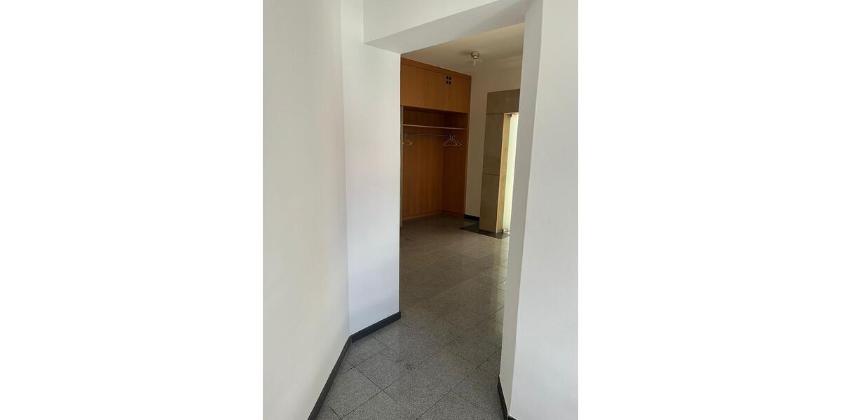 Dachgeschoßwohnung Erwitte - 3 Zimmer, 124 m&sup2;, 1.158&euro; | Angebot:25871322