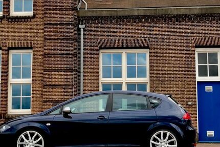 Seat Leon 276.000 km 2.800 &euro; Lucka 04613