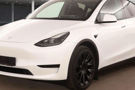 Tesla Model Y 44.175 km 32.450 &euro; Steinbach-Hallenberg OT Herges-Hallenberg 98587