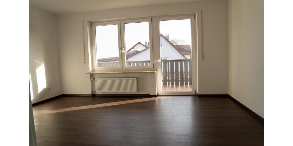 Etagenwohnung Regensburg Galgenberg - 5 Zimmer, 119 m&sup2;, 1.940&euro; | Angebot:25881477