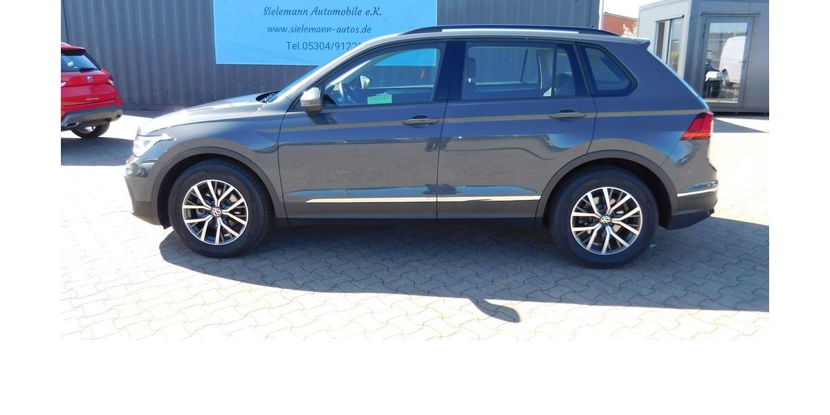 VW Tiguan 18.600 km 24.990 &euro; Vordorf 38533
