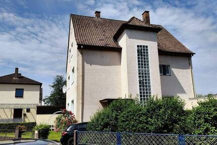 Haus Holzminden - 1 Zimmer, 223 m&sup2;, 197.000&euro; | Angebot:26874975