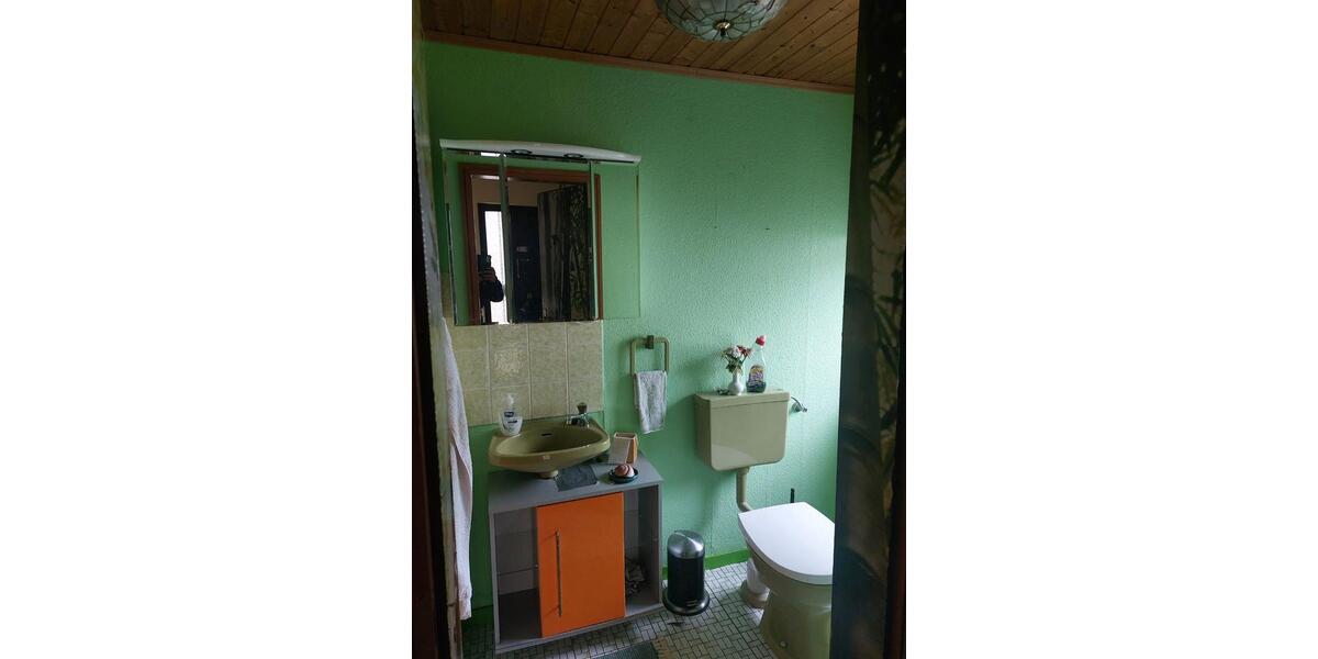 Einfamilienhaus Loffenau - 12 Zimmer, 187 m&sup2;, 333.000&euro; | Angebot:26794444