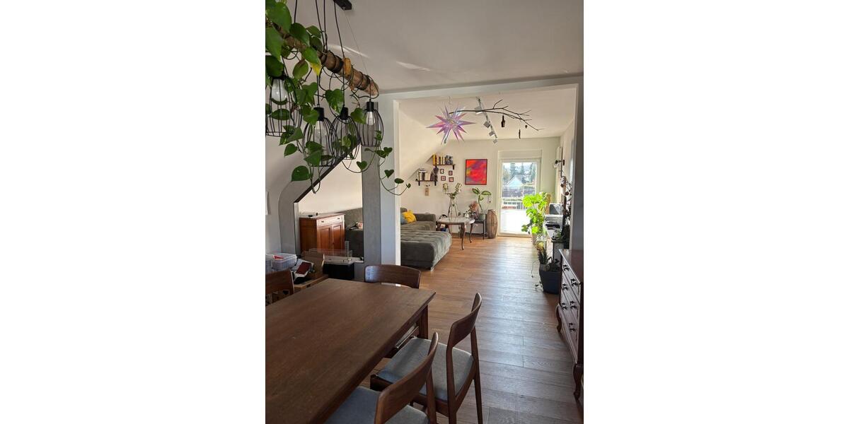 Etagenwohnung Quierschied - 4 Zimmer, 95 m&sup2;, 750&euro; | Angebot:25406725