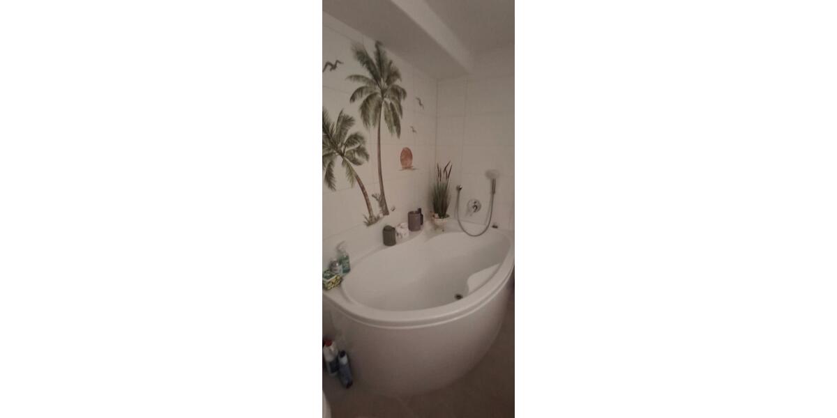 Etagenwohnung Tiefenbach - 3 Zimmer, 93 m&sup2;, 900&euro; | Angebot:26476771