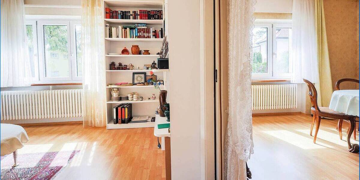 Einfamilienhaus Singen - 7 Zimmer, 240 m&sup2;, 695.000&euro; | Angebot:26364115