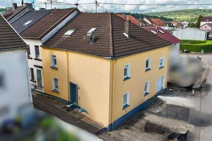 Gemütliches Wohnen auf wohlproportioniertem Grund in Rehlingen-Siersburg 7 zimmer