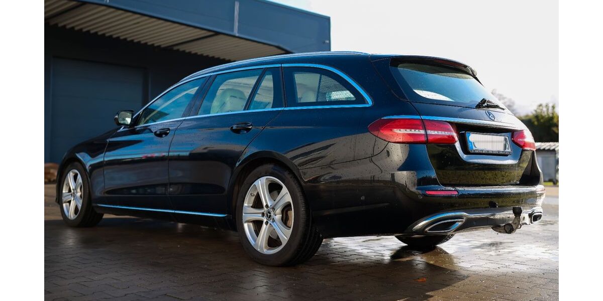 Mercedes-Benz E 350 193.915 km 21.800 &euro; Ostercappeln 49179