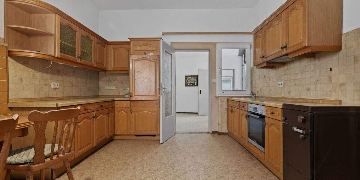 Mehrfamilienhaus, Wohnhaus Linkenheim-Hochstetten Linkenheim - 6 Zimmer, 199 m&sup2;, 549.000&euro; | Angebot:25771475