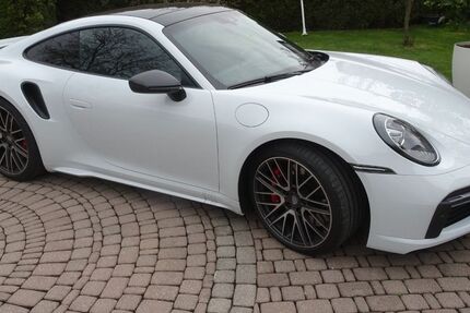 Porsche 992 6.000 km 178.500 &euro; Schnaitsee 83530