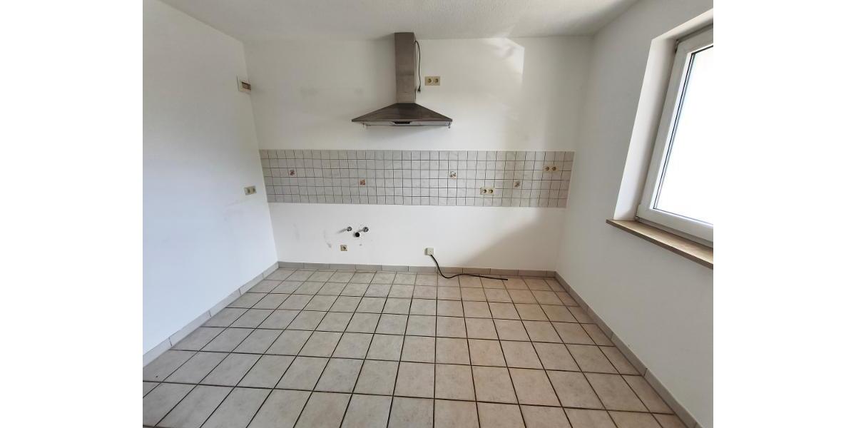 Ortsrandlage -3 Zi. Wohnung im EG mit Garage, Keller und Garten (auf Wunsch) - Etagenwohnung Adelsdorf OT | Angebot:27370413