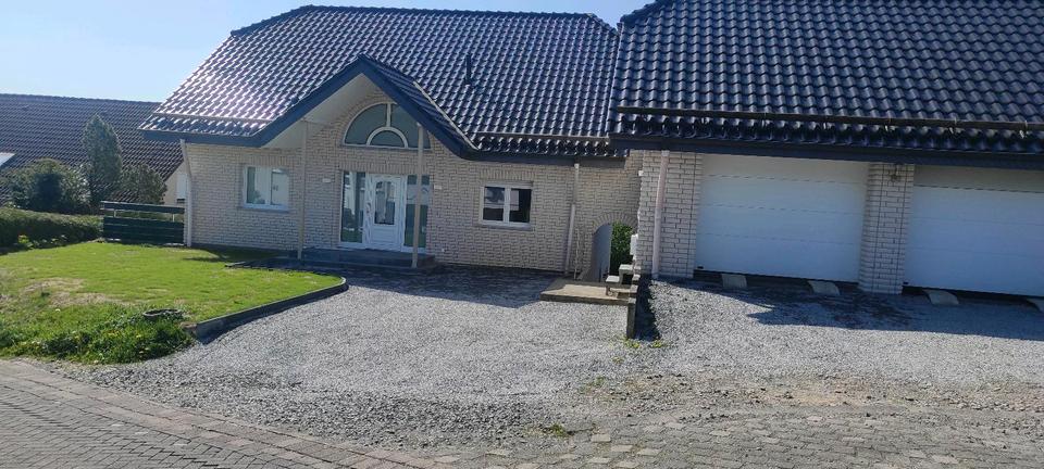 Einfamilienhaus Reichshof - 4 Zimmer, 147 m&sup2;, 1.300&euro; | Angebot:26268358