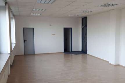 Büro in Dresden 612 € 68 m²