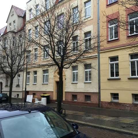 Wohnung zum Mieten in Halle (Saale) 1.200 € 145 m²