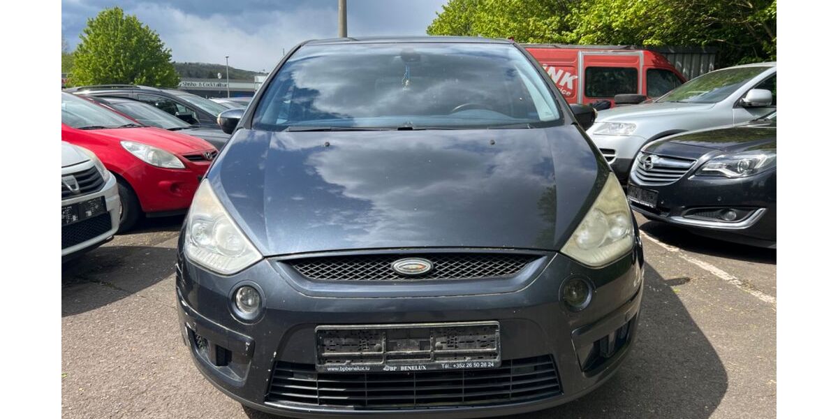 Ford S-Max 335.000 km 800 &euro; Merzig 66663