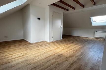 Haus Lohmar - 6 Zimmer, 170 m&sup2;, 2.550&euro; | Angebot:26345389