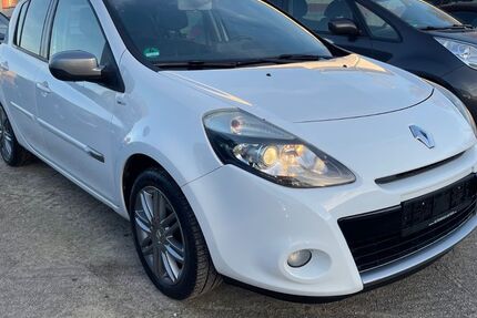 Renault Clio 140.000 km 4.499 &euro; Lünen 44532