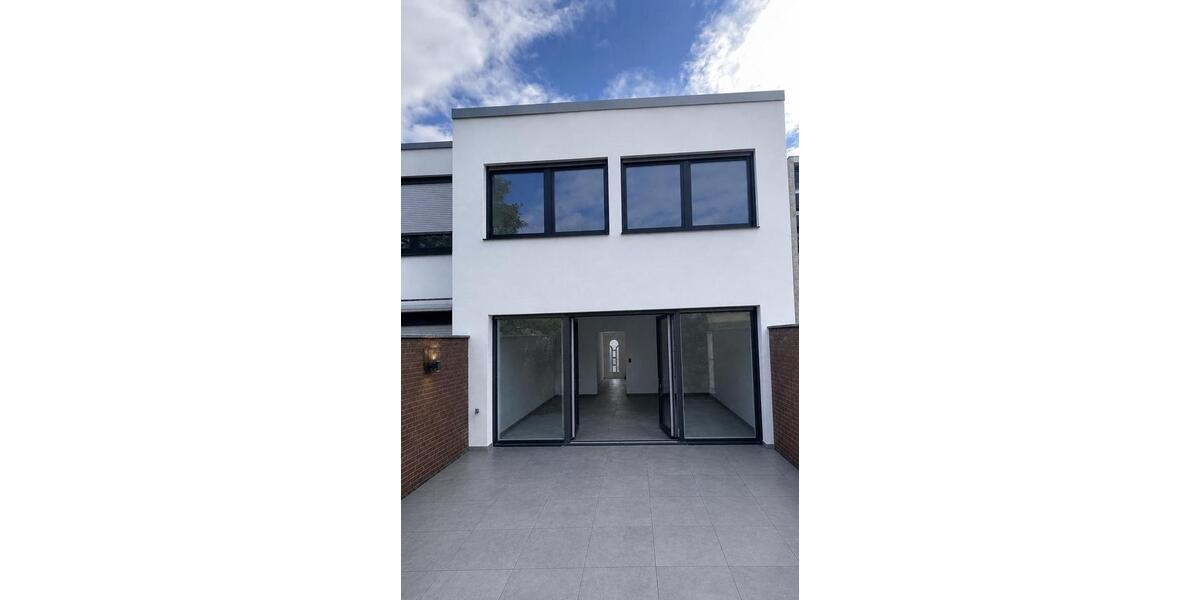 Reihenhaus Duisburg Hochheide - 4 Zimmer, 105 m&sup2;, 1.480&euro; | Angebot:26600434