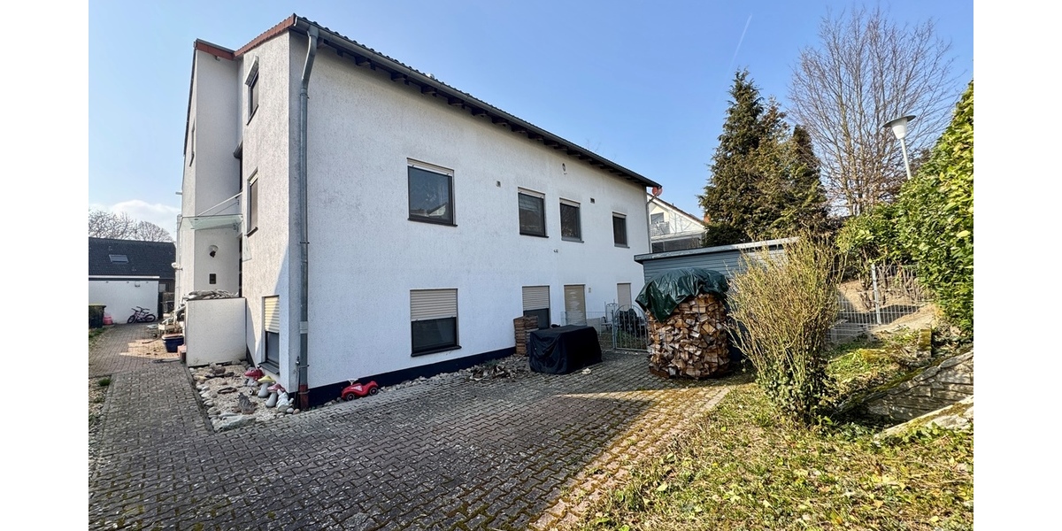 Friedrichsdorf: Großzügige Doppelhaushälfte mit separater Einliegerwohnung! - Doppelhaushälfte Friedrichsdorf | Angebot:27145996