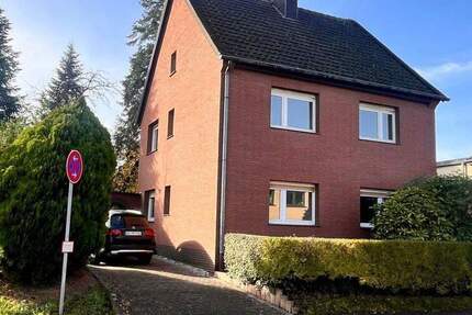 Einfamilienhaus freistehend mit schönem Grundstück und Möglichkeit zur weiteren Bebauung 5 zimmer