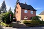Einfamilienhaus freistehend mit schönem Grundstück und Möglichkeit zur weiteren Bebauung 5 zimmer