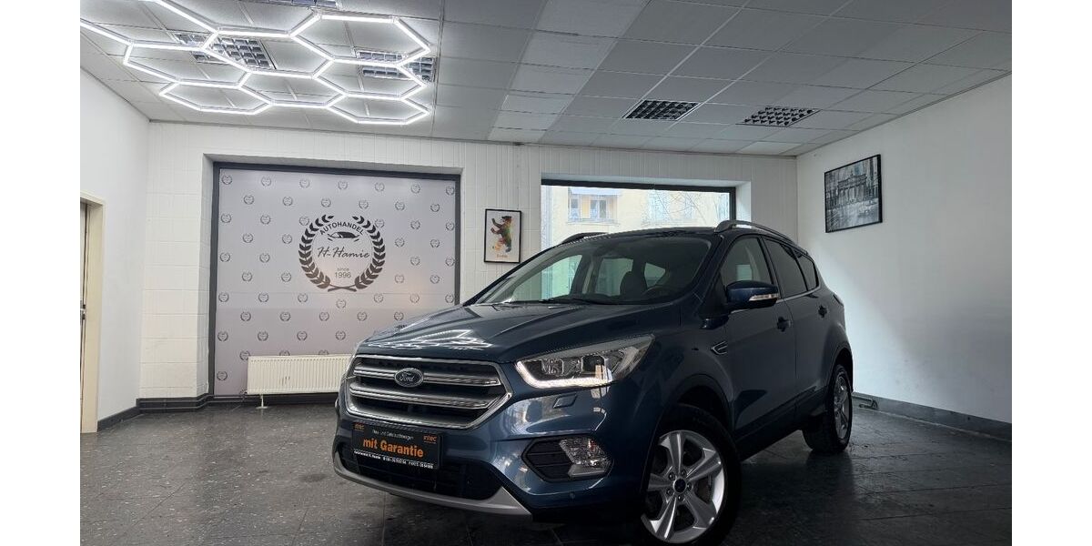 Ford Kuga 114.000 km 9.990 &euro; Berlin 10829