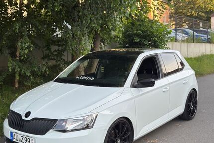 Skoda Fabia 69.700 km 10.999 &euro; Lauter 08315