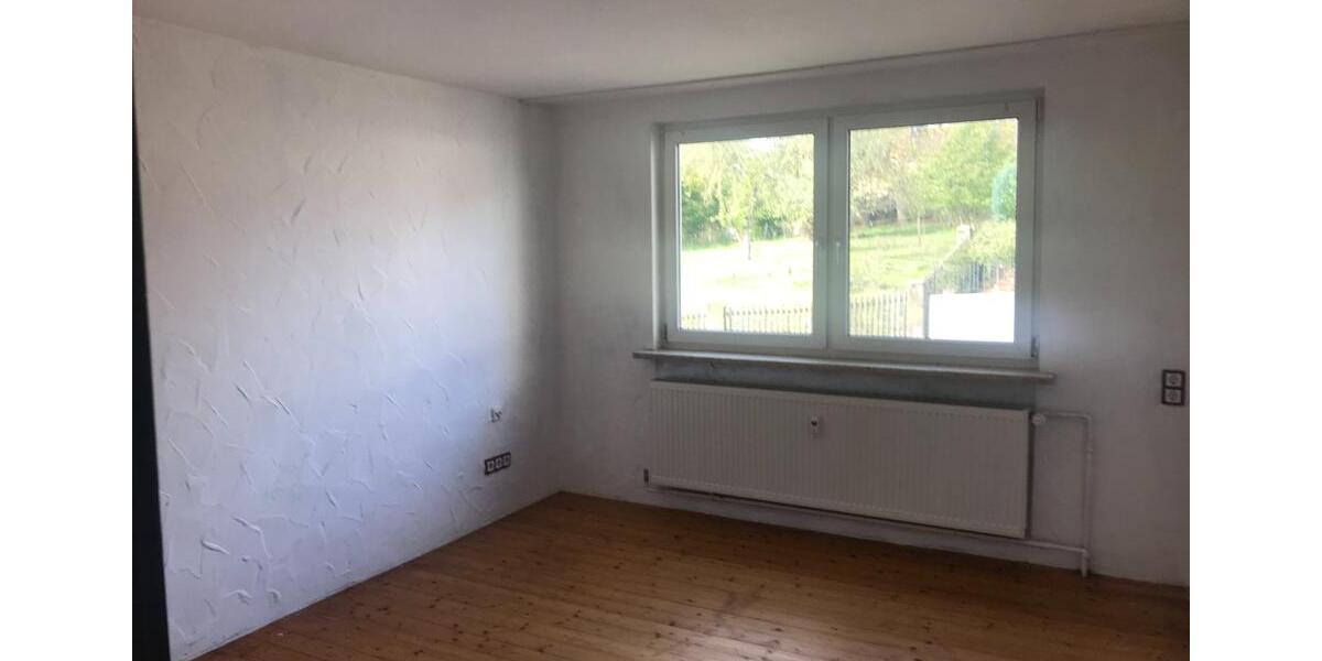 in UntermerzbachMemmelsdorf 2 Zimmer große Wohnküche Bad 2 zimmer