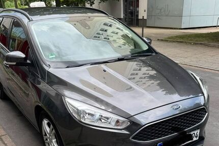 Ford Focus 128.137 km 5.800 &euro; Bremen (Tenever) 28325