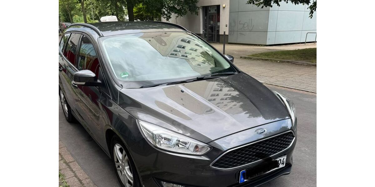 Ford Focus 128.137 km 5.800 &euro; Bremen (Tenever) 28325
