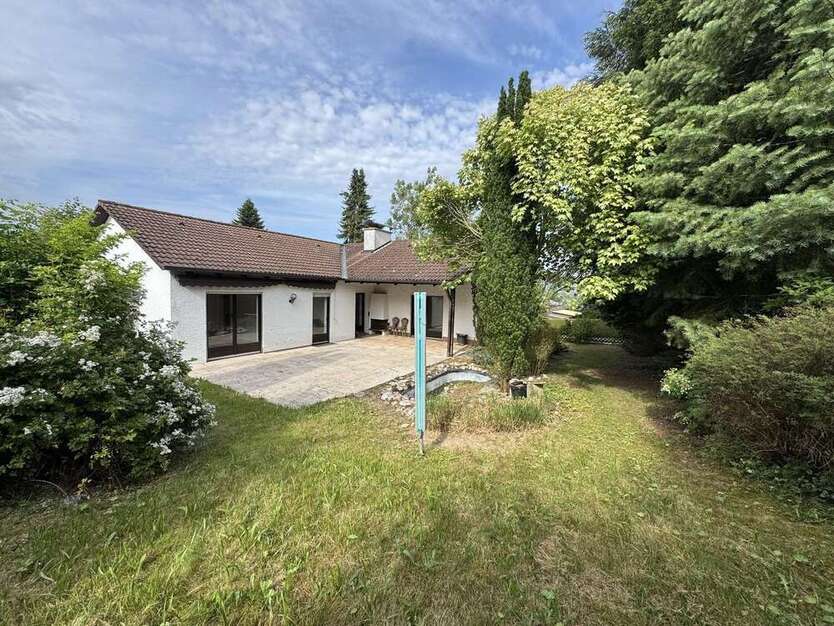 Haus zum Kaufen in Diedorf 683.000 € 141.43 m²