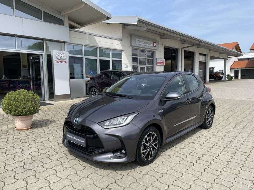 Toyota Yaris 44.200 km 17.490 € Bad Tölz 83646