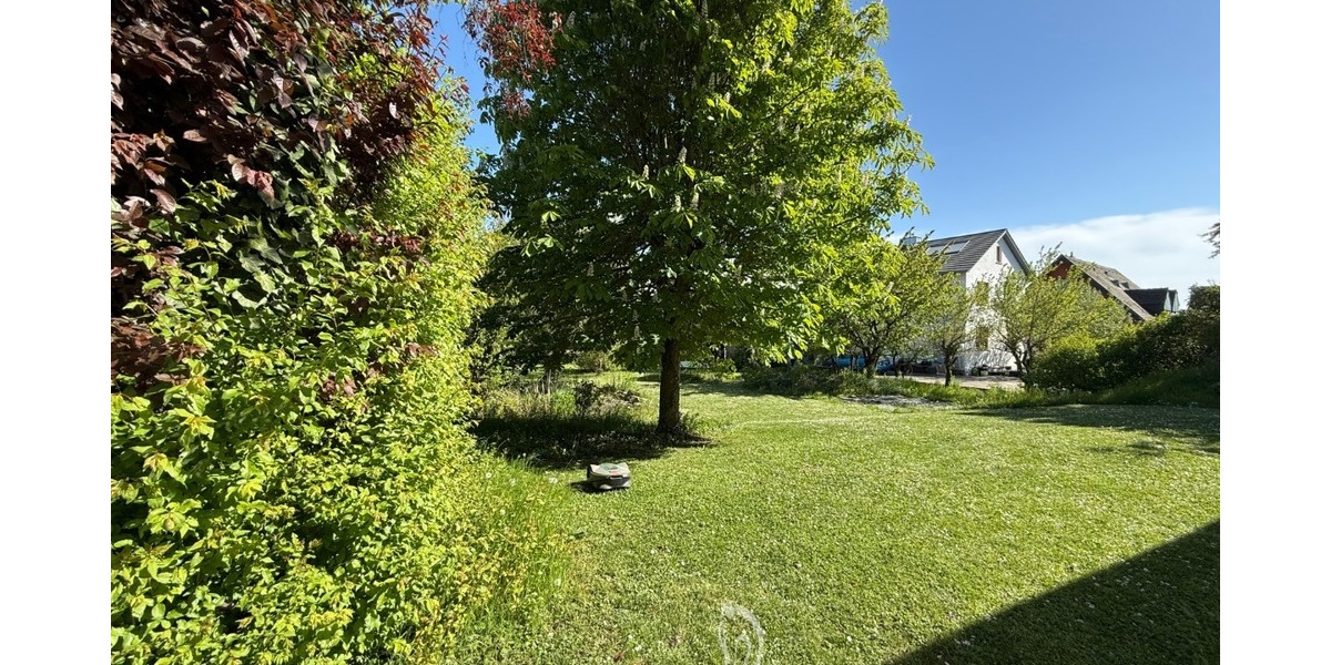 Sonniges Baugrundstück für Einfamilien-, oder Doppelhaus in einer der schönsten Lagen von Höchberg - Grundstück Höchberg | Angebot:26947539