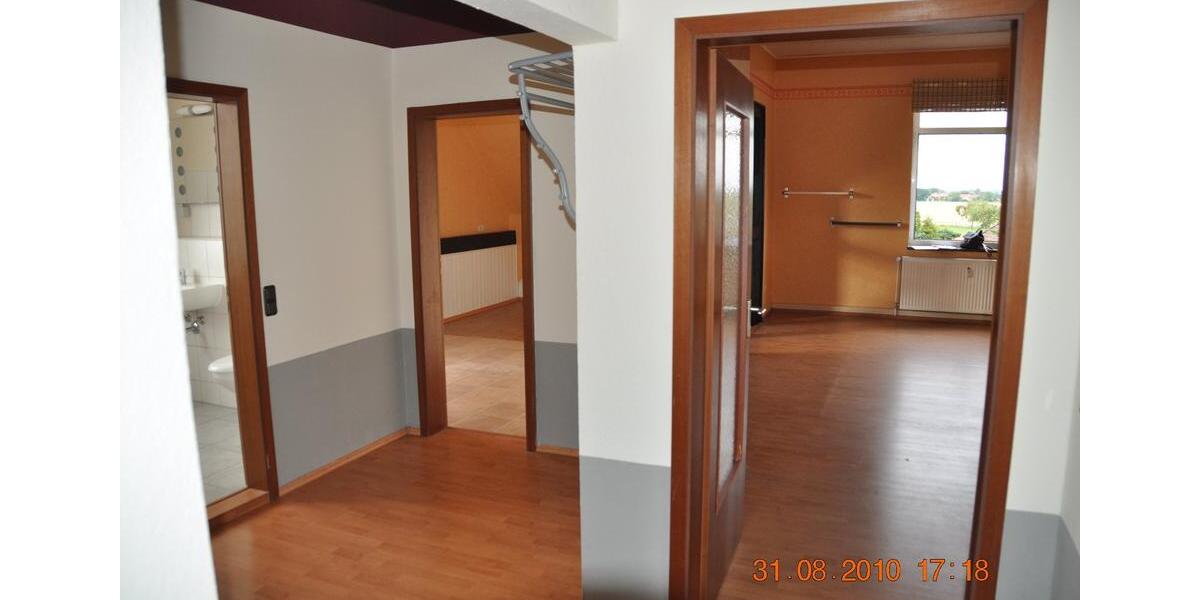 Dachgeschoßwohnung Barsinghausen - 2.5 Zimmer, 74 m&sup2;, 573&euro; | Angebot:26365373