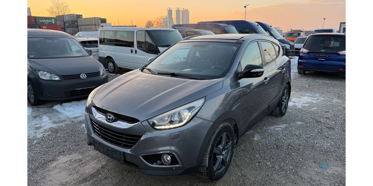 Hyundai ix35 200.000 km 8.600 &euro; München 81829