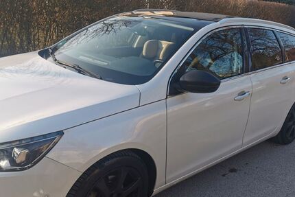 Peugeot 308 138.324 km 7.999 &euro; München 80995