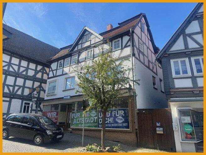 Einfamilienhaus Schwalmstadt / Treysa Treysa - 8 Zimmer, 220 m&sup2;, 99.500&euro; | Angebot:25248007