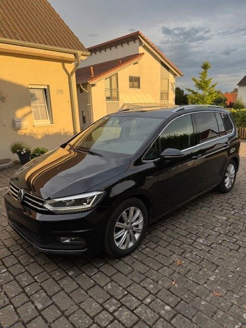 VW Touran 198.000 km 14.250 € Denkte 38321