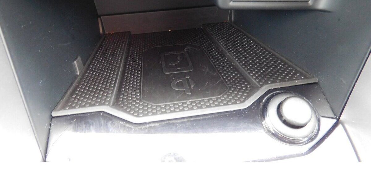 VW T-Roc 1.0 Life TSI BMT Navi Klima Alu 19.990 km 19.990 &euro; Vordorf 38533