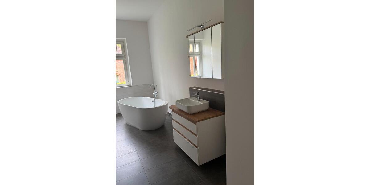 Hochparterre Neuruppin - 2 Zimmer, 91 m&sup2;, 997&euro; | Angebot:26534245