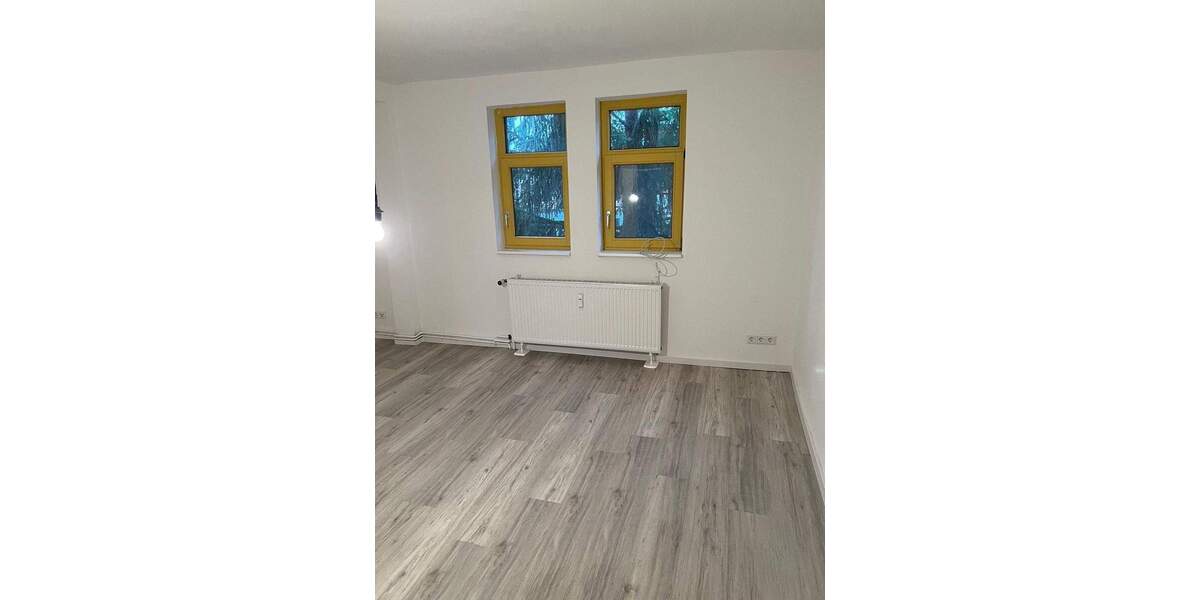 Etagenwohnung Braunschweig Querum - 2 Zimmer, 86 m&sup2;, 700&euro; | Angebot:25250475