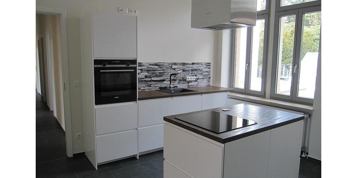 Etagenwohnung Markneukirchen - 5 Zimmer, 139 m&sup2;, 1.100&euro; | Angebot:25487030