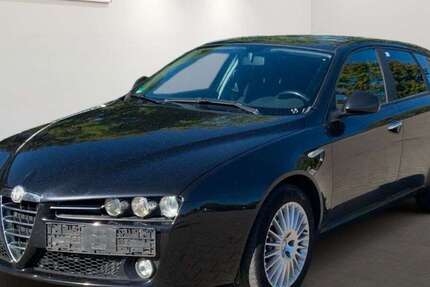 Alfa Romeo 159 206.373 km 2.399 € Sandersdorf-Brehna 06796