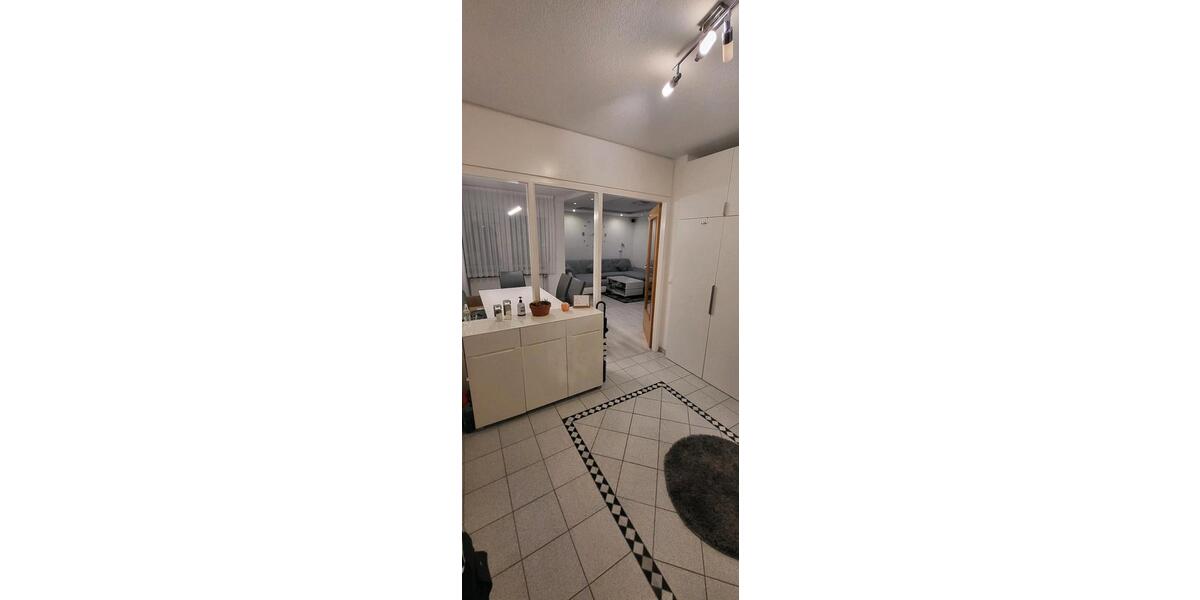 Erdgeschoßwohnung Reutlingen Reutlingen (Kernstadt) - 3.5 Zimmer, 74 m&sup2;, 329.000&euro; | Angebot:24397586