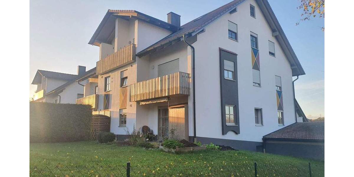 3,5-Zi.-Wohnung mit Garage und Stellplatz ! 3 zimmer