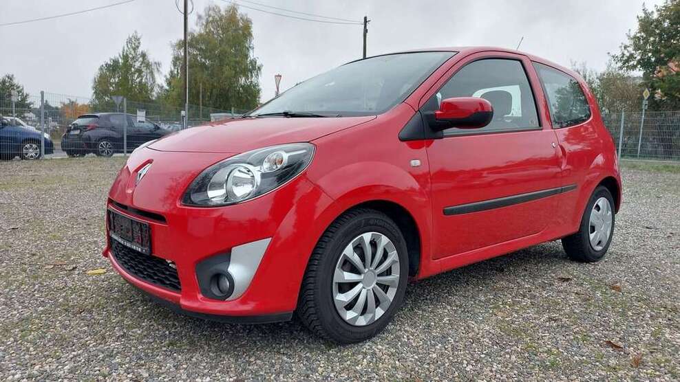 Renault Twingo 46.695 km 4.700 € Dresden 01328