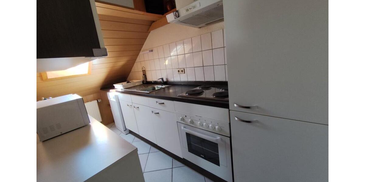 Dachgeschoßwohnung Villingen-Schwenningen Schwenningen - 2 Zimmer, 55 m&sup2;, 720&euro; | Angebot:26300269