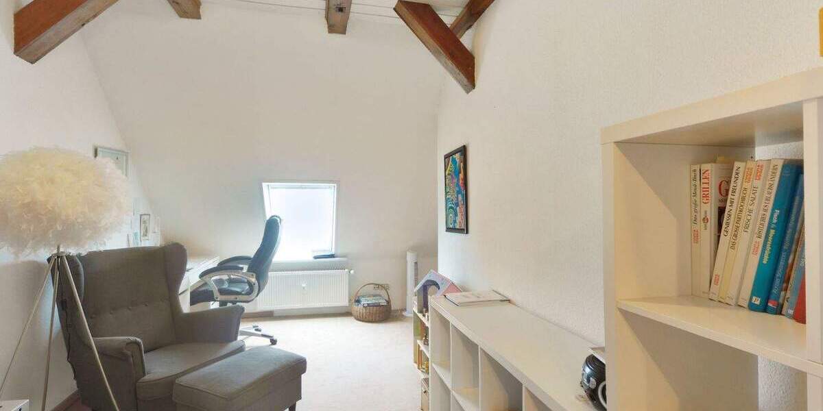 Etagenwohnung Adenbüttel - 5 Zimmer, 143 m&sup2;, 220.000&euro; | Angebot:25251533